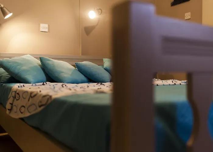 Annita Court Block B, Apt6